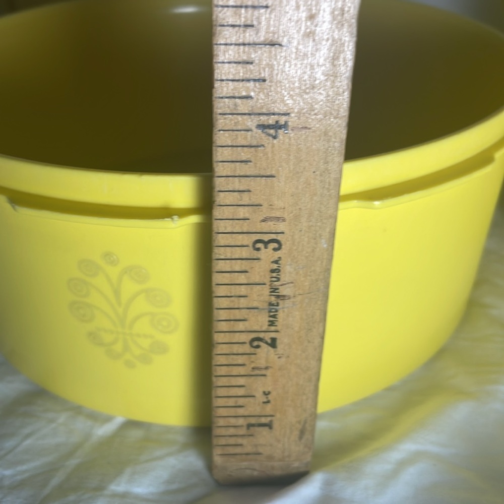 🎉TAKE $10 OFF! 2 Vintage Tupperware - Picture 3 of 7